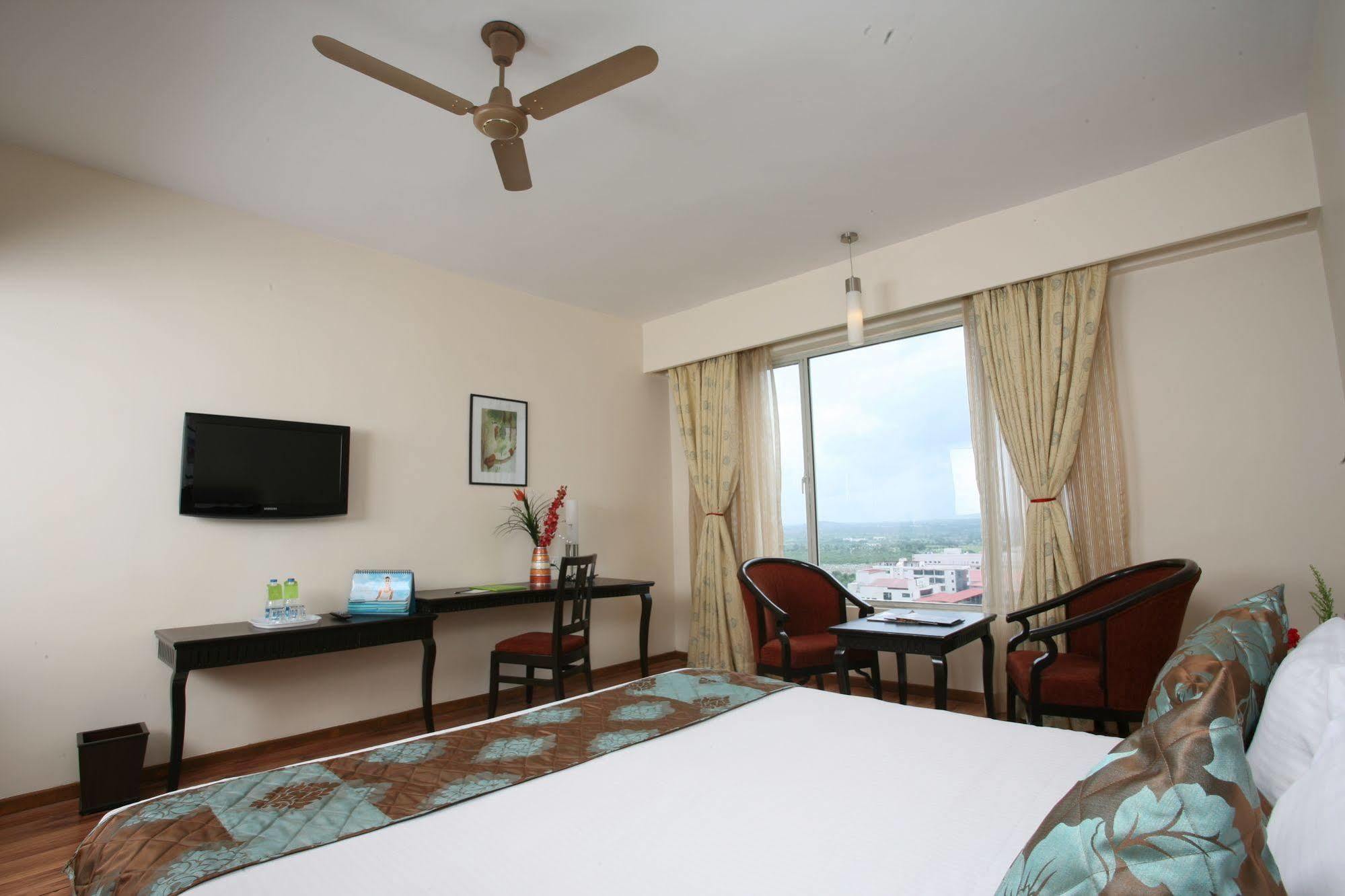 Hotel Oh Biz Premier At Leonia Hajdarabad Zewnętrze zdjęcie